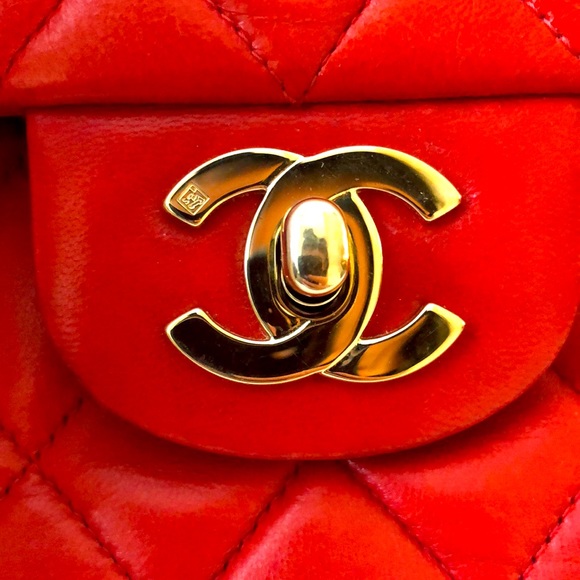 Authentic medium Double Flap shoulder bag; lambskin 100%;quilted;CC turn-lock - Picture 4 of 14